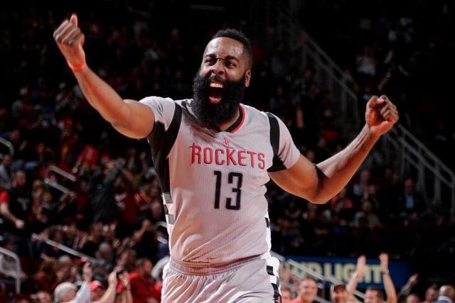 两人在英超对瓜氏曼城参与10+球：孙兴慜和萨拉赫