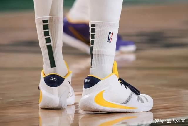 费尔德三双北控力克山西4连胜 江苏大胜同曦